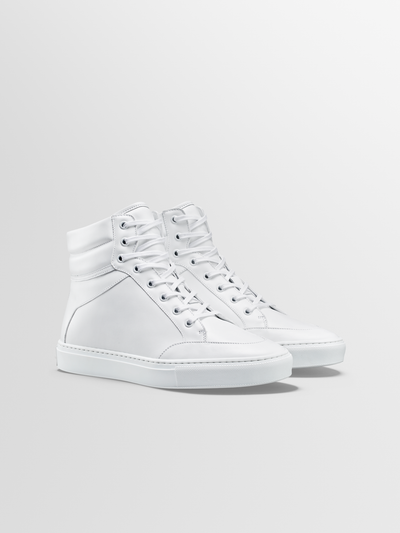 Primo in Triple White