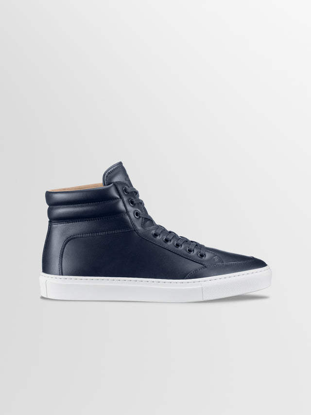Primo Leather Sneaker in Space