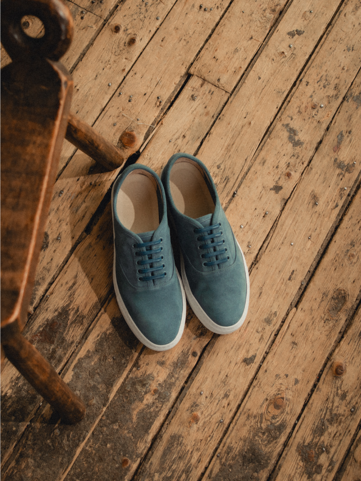 Men's blue Italian suede sneakers with laces and white rubber soles