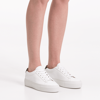 Women's Low Top White Platform Sneaker | Platform Bianco | KOIO leg down