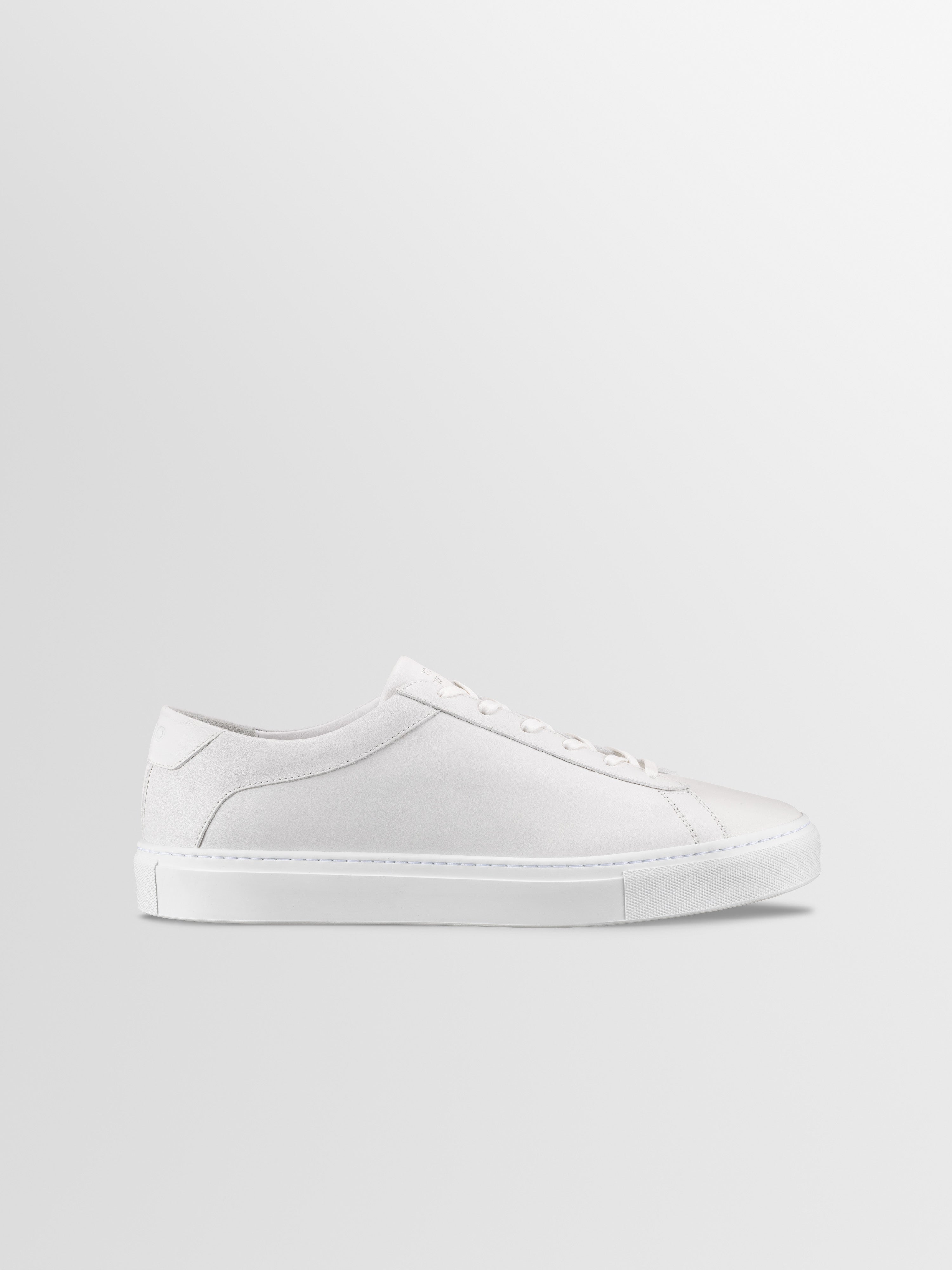 Men's White Leather Low-top Sneaker | Capri X in Triple