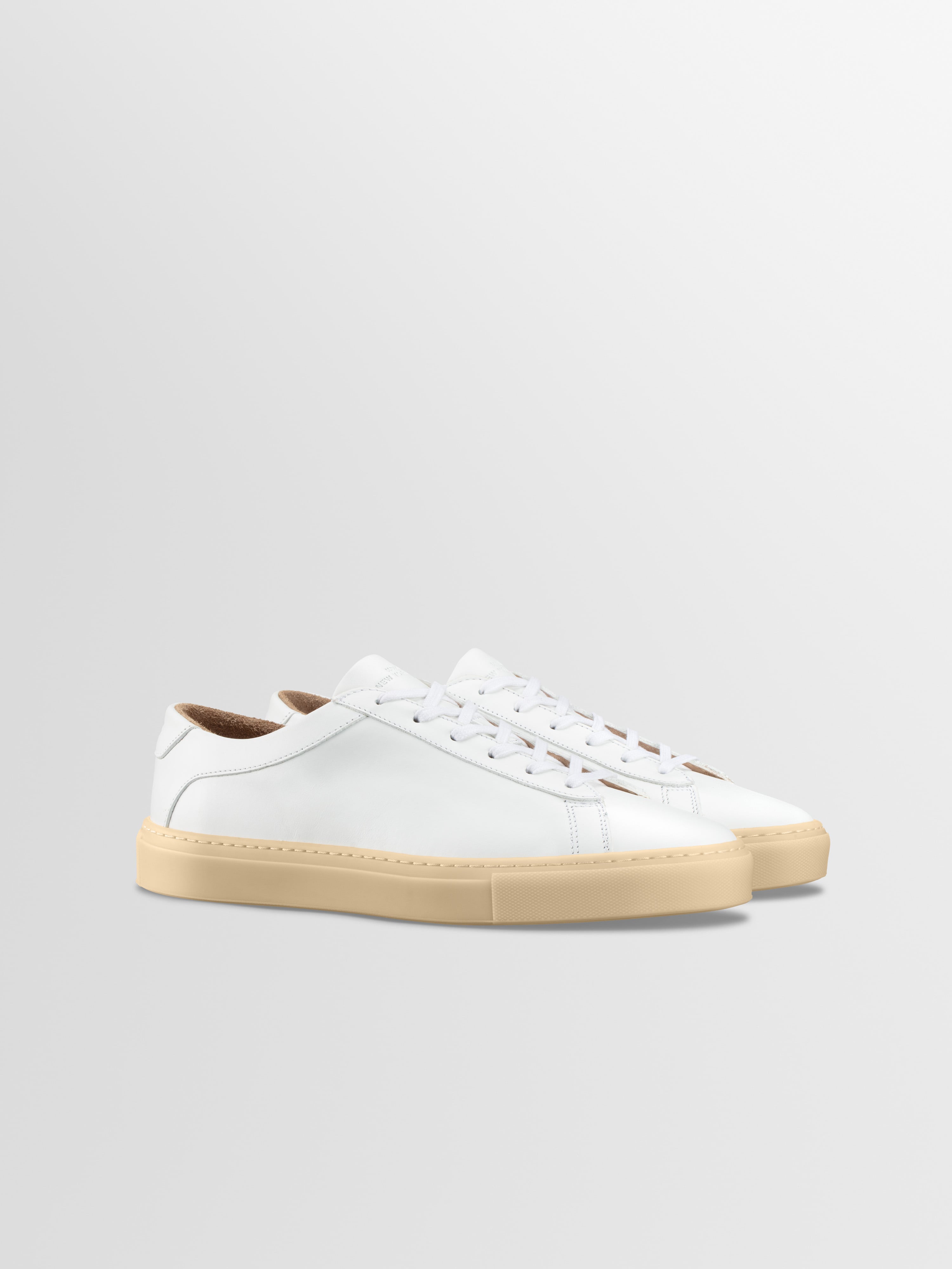 Women's White Leather Low-top Sneaker | Capri in Light Gum