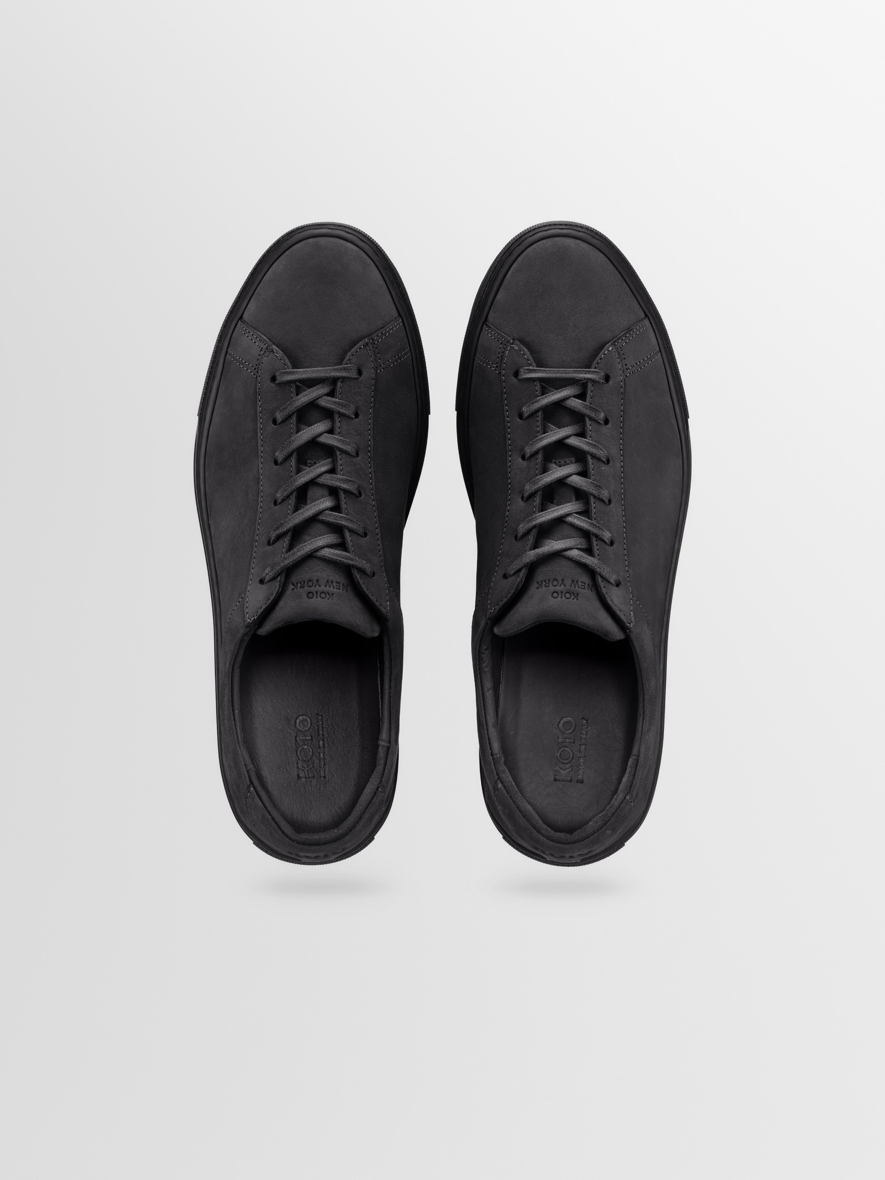 Men's Charcoal Nubuck Low-top Sneaker | Capri in Charcoal | Koio