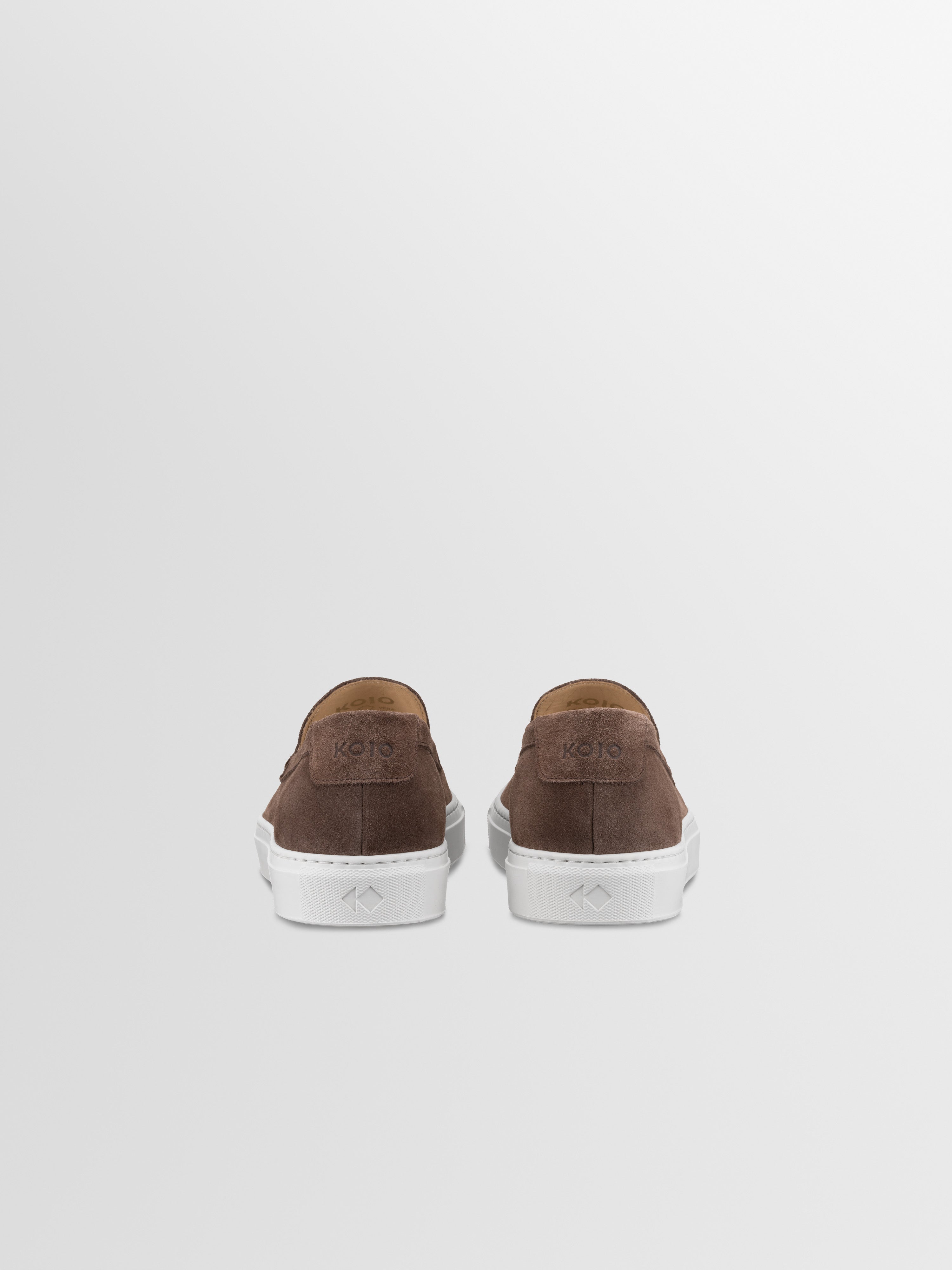 Lido in Walnut
