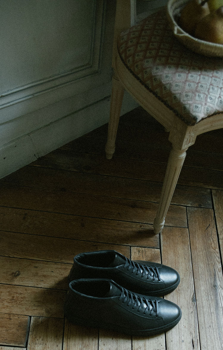 Meet the Capri Mid