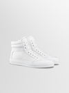 Primo in Triple White