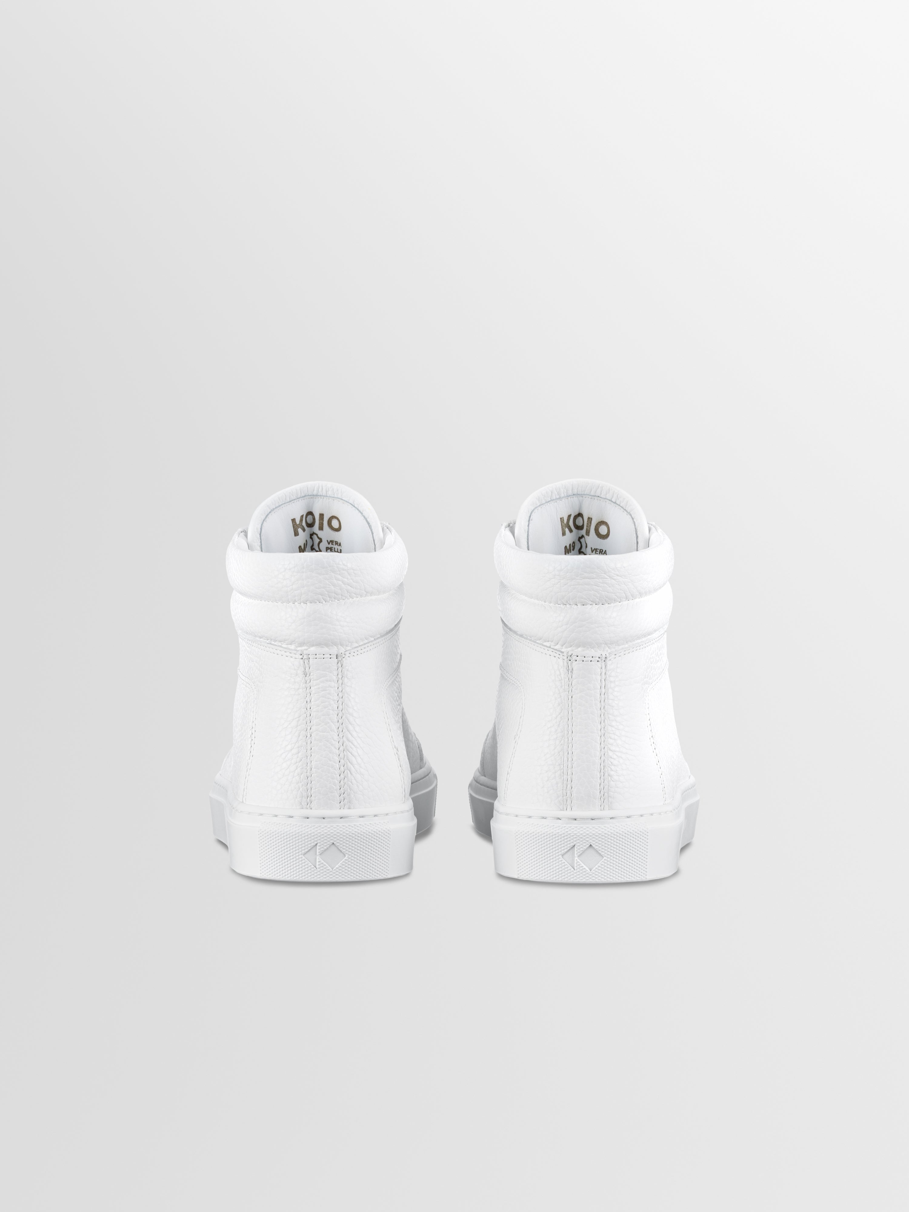 Primo Leather Sneaker in Triple White