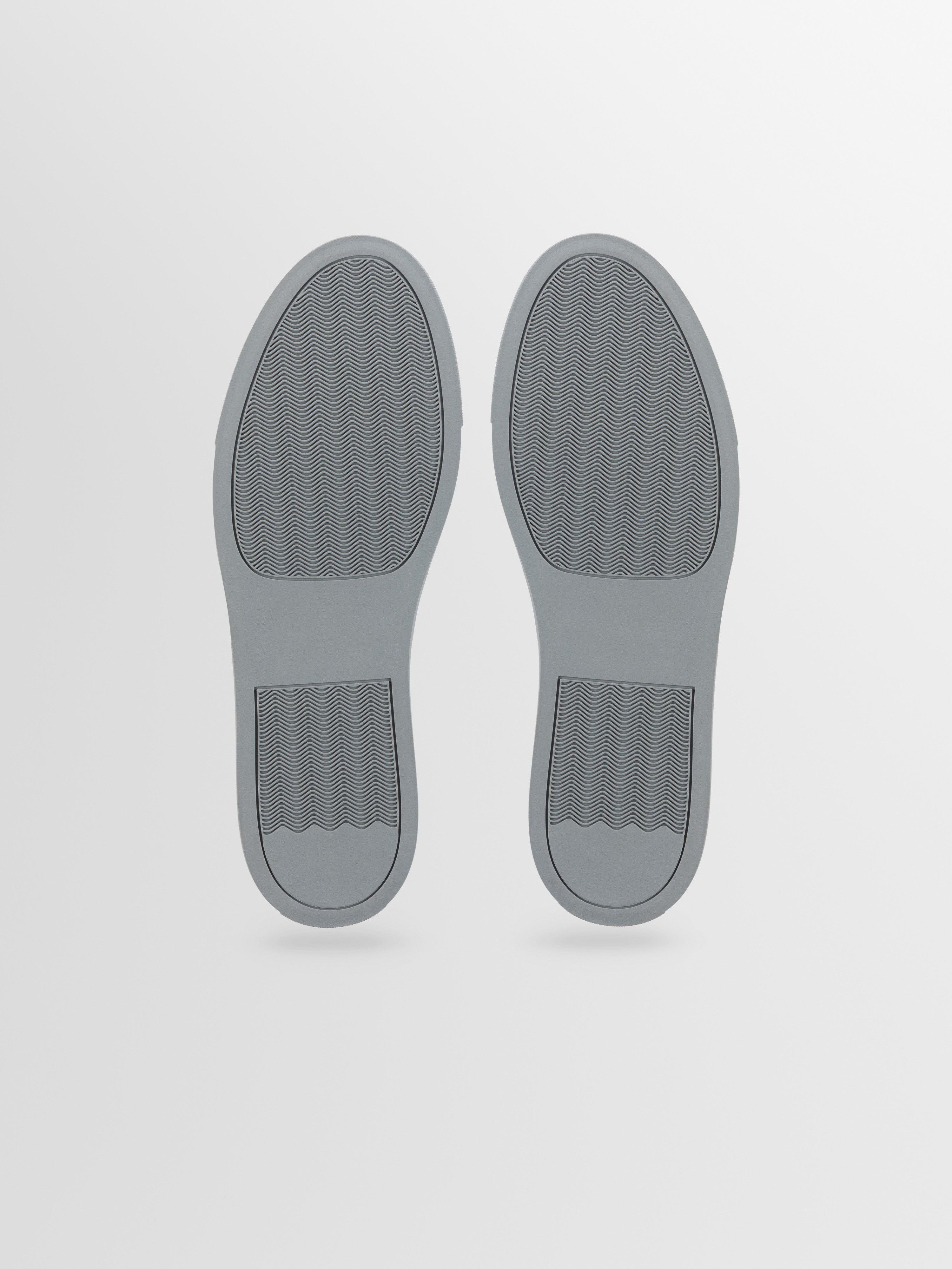Taranto Suede Sneaker in Grey