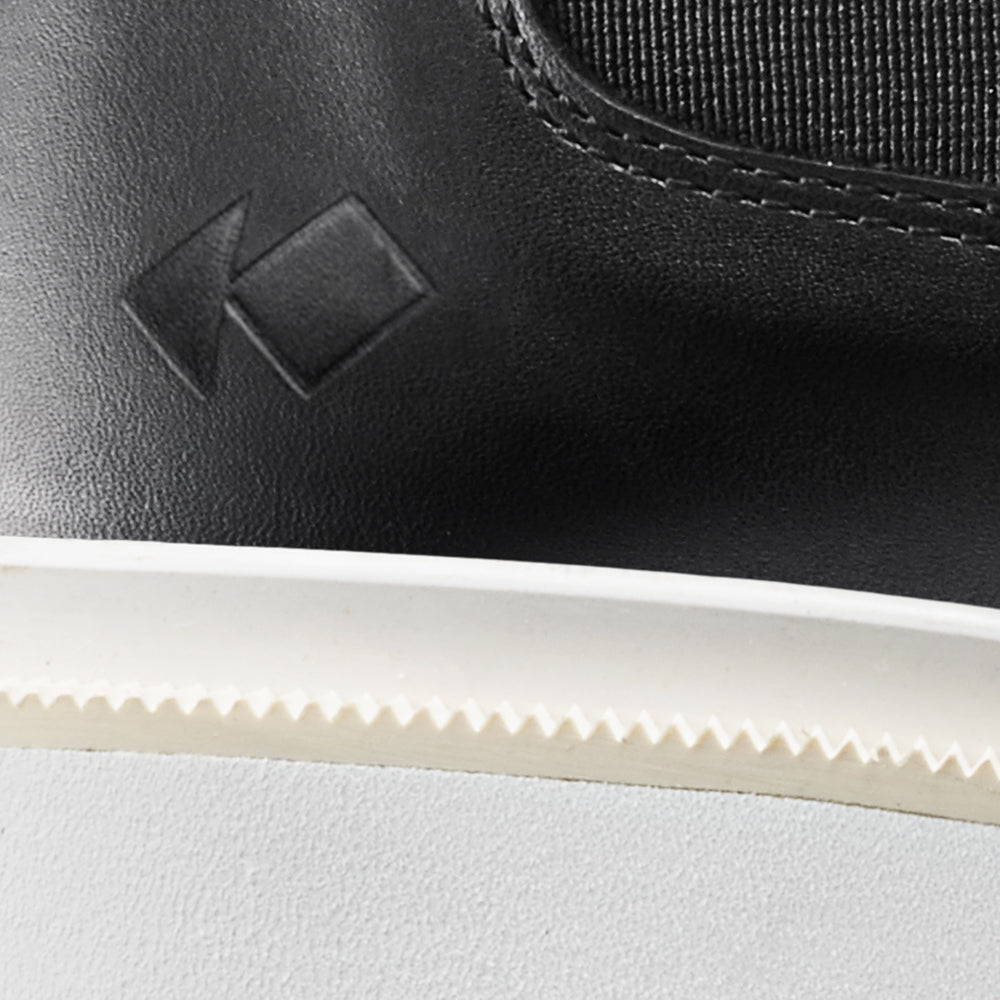 Women's Leather Chelsea Boot in Black | Chelsea Onyx | KOIO