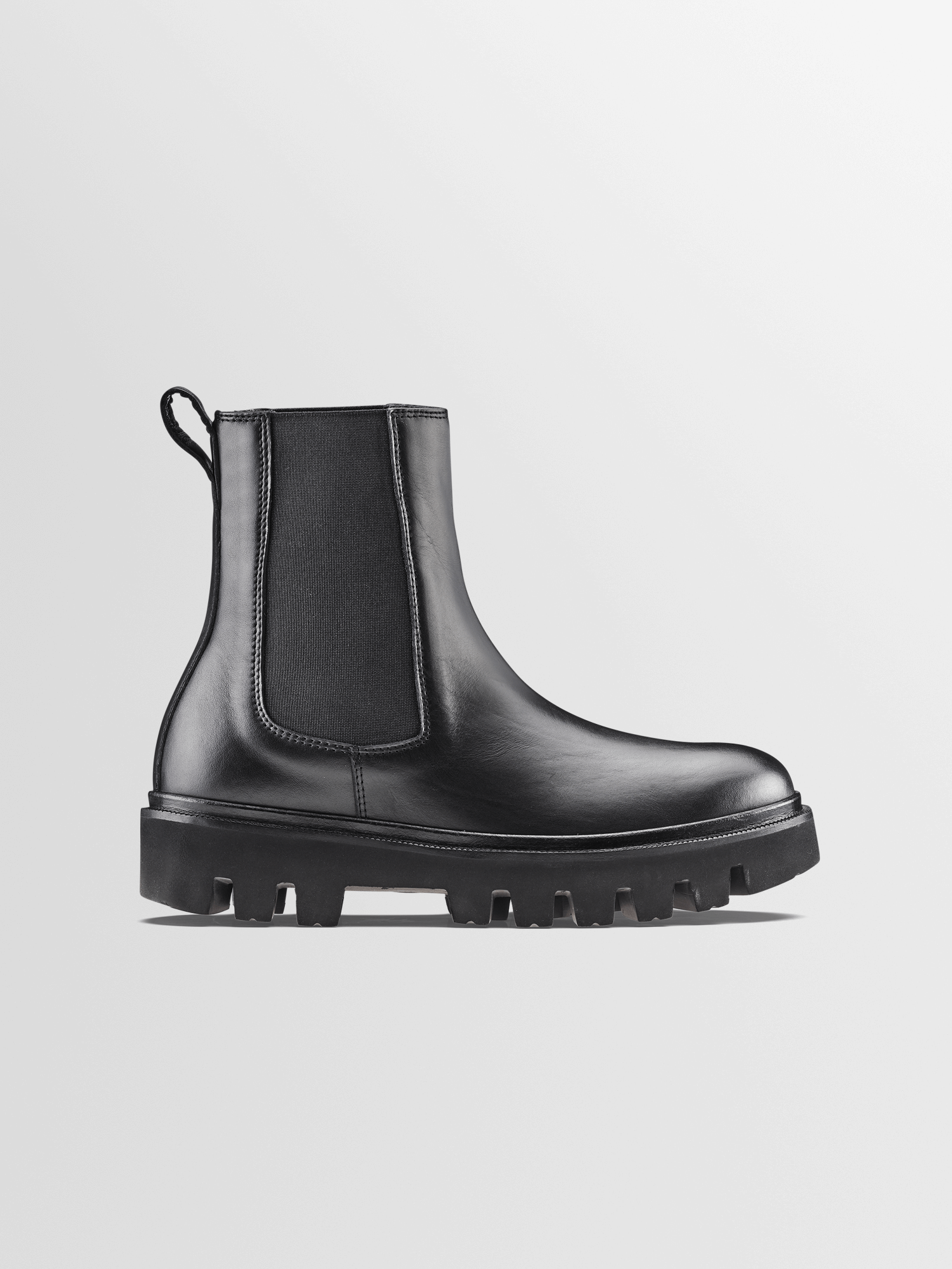 Chelsea boots thick sole hotsell
