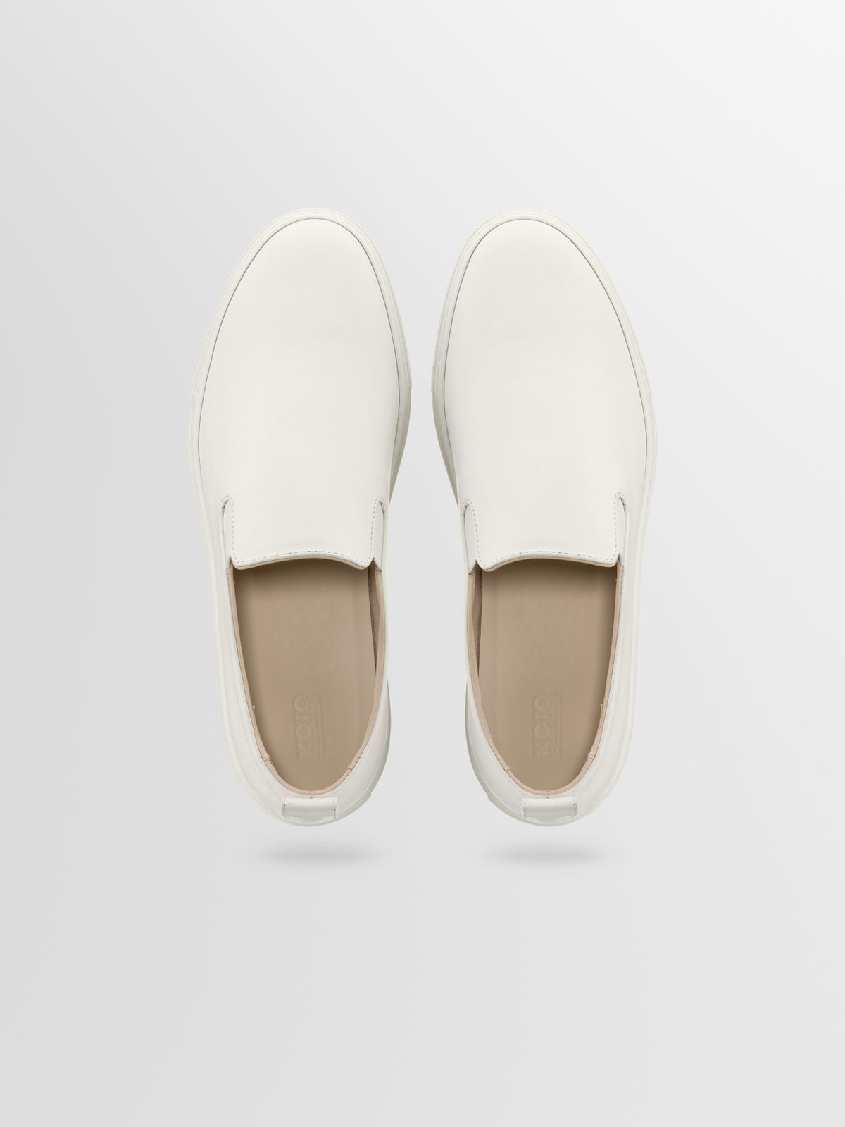 Garda in Antique White