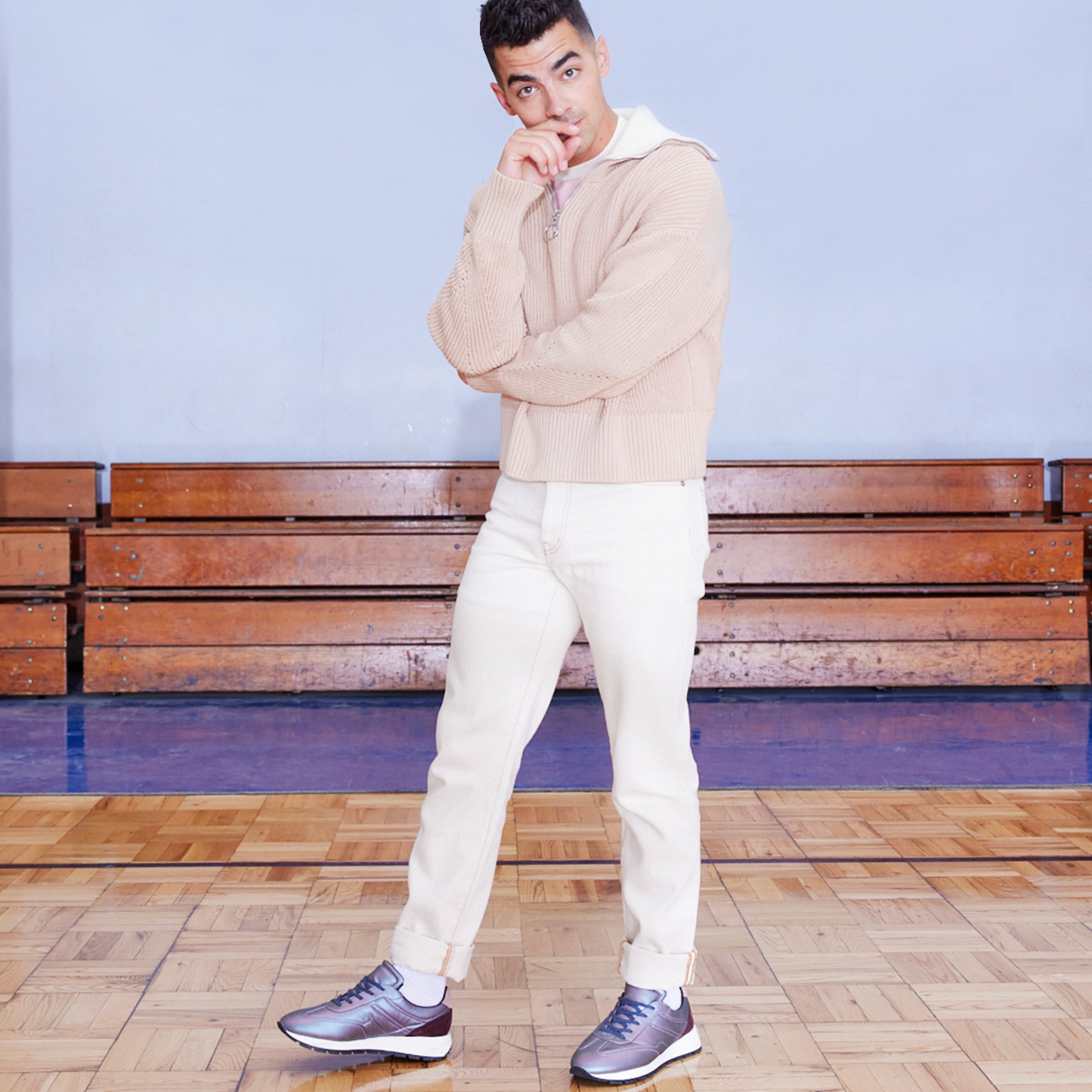 Retro Runner in Joe Jonas