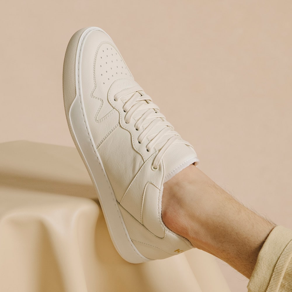 Women's Low Top Leather Sneaker in Off-White | Metro Antique White | KOIO