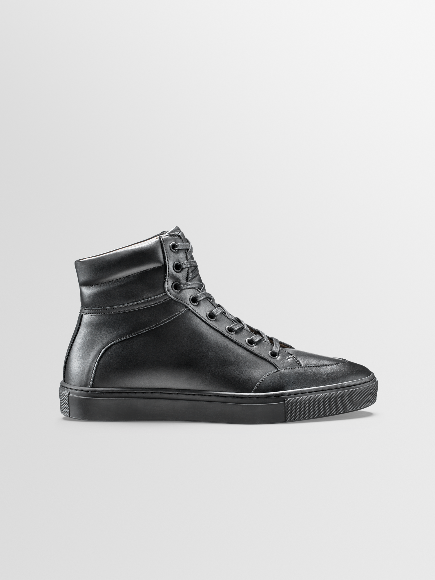 Men's Casual Sneakers Iconic Black-White | Martin Valen