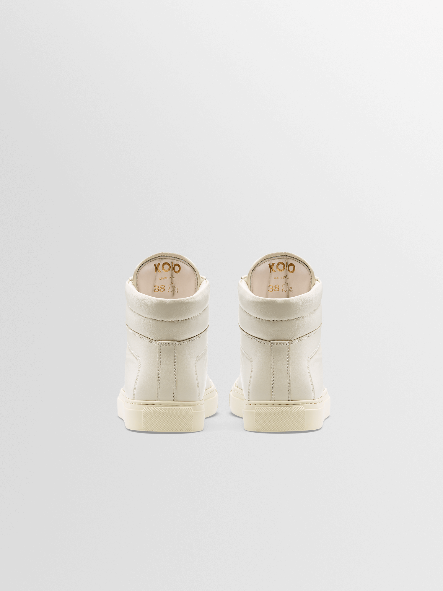 Primo in Antique White