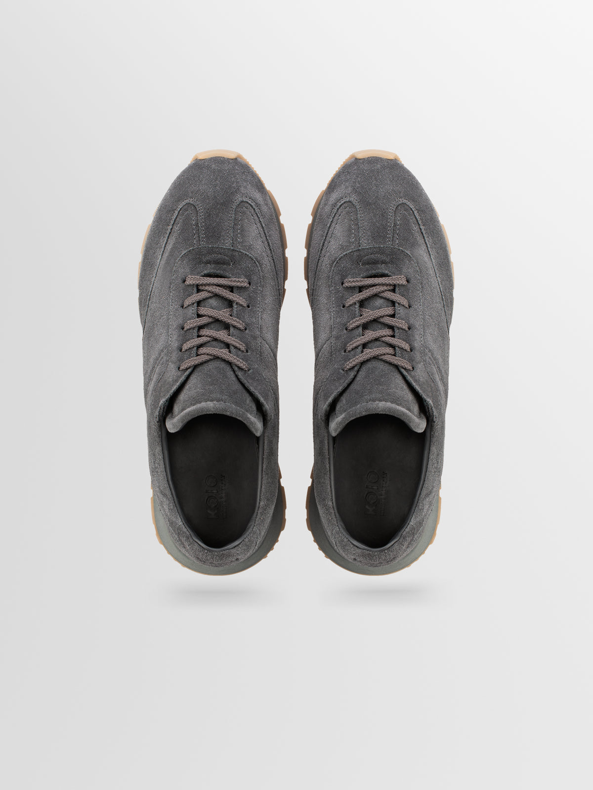 Retro Runner in Graphite