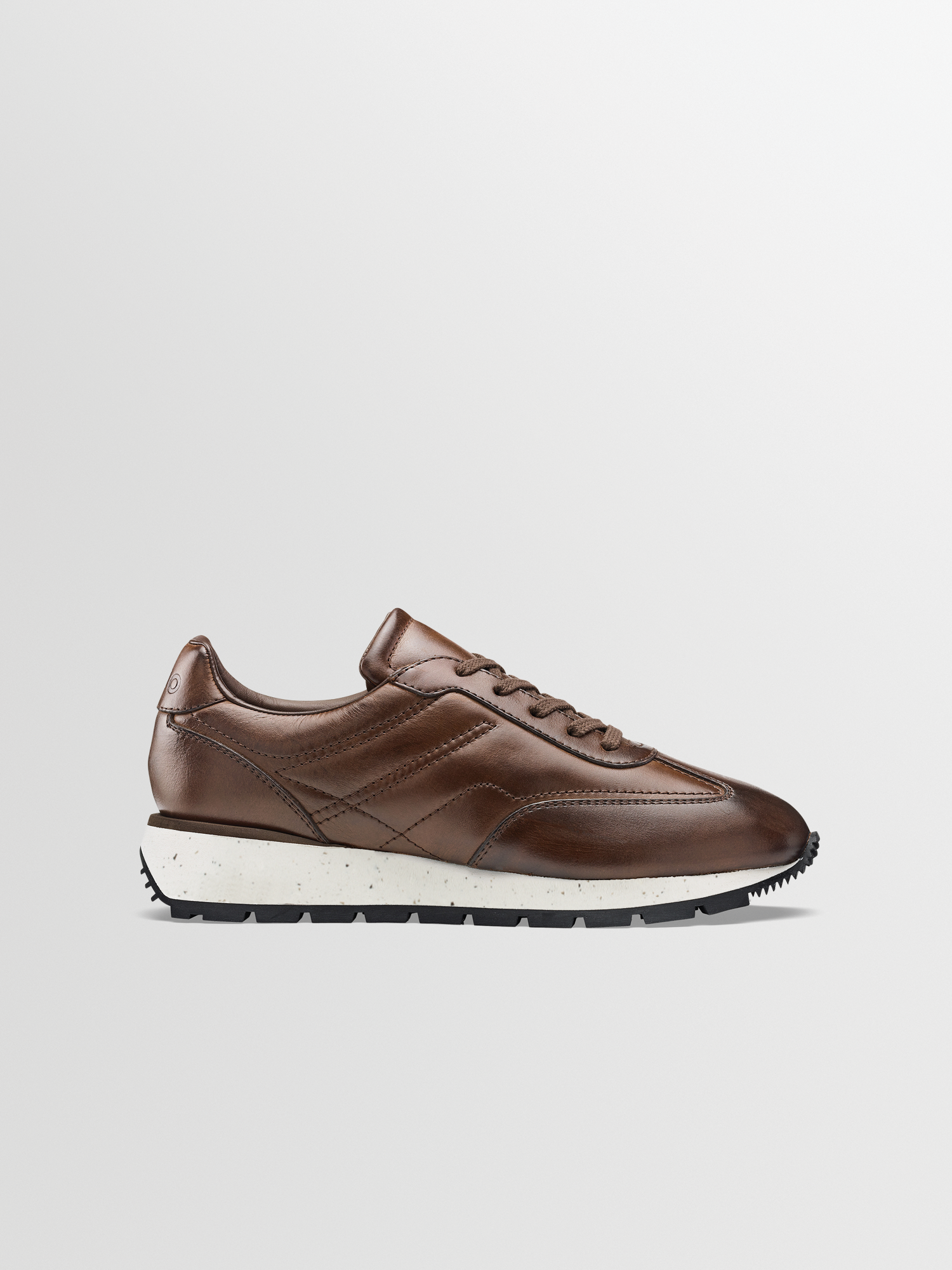 Retro Runner in Mocha